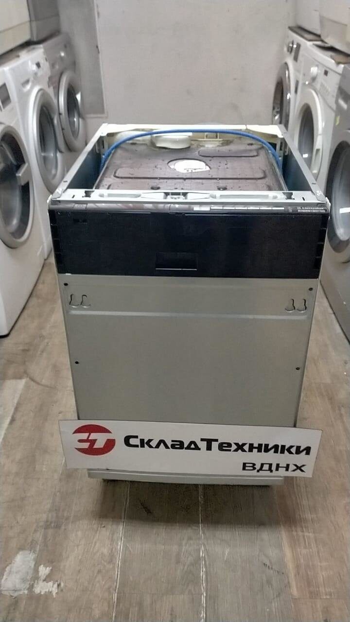 Посудомоечная машина Electrolux ESL46050